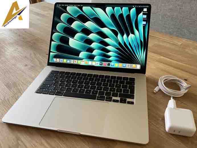 Apple MacBook Air (2023)